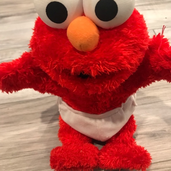 SESAME STREET TALKING BABY ELMO PLUSH - Picture 2 of 2